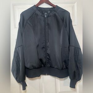 Glam On Training ADIDAS Bomber Jacket, Black Satin w/Logo Zip‎ Women’s XL Rare.